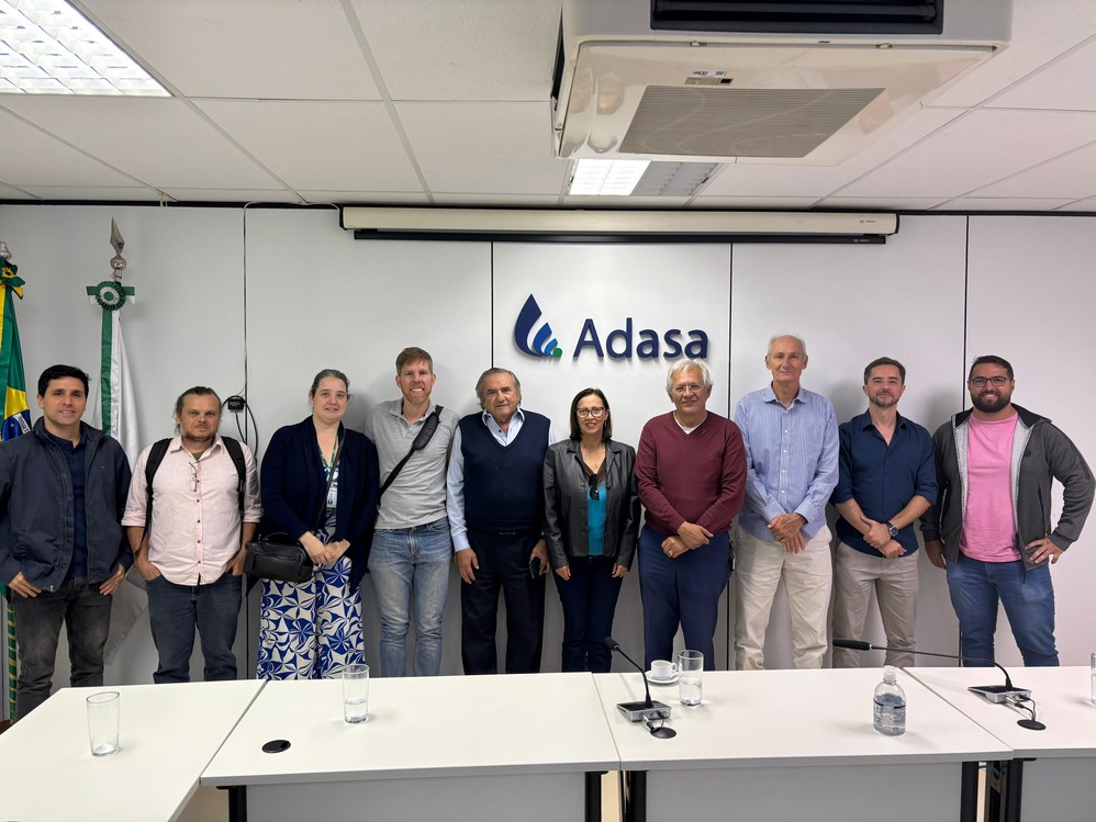 Adasa promove reunião com Comitês de Bacias Hidrográficas para discutir ajustes na TFU e CBRH 1 CAPA Reuniao CBHs