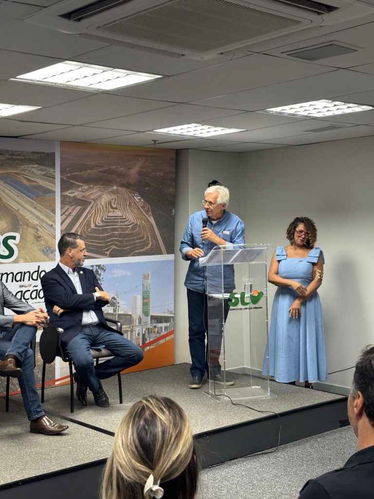 Adasa participa das comemorações dos 64 anos do SLU 5 SLU 3