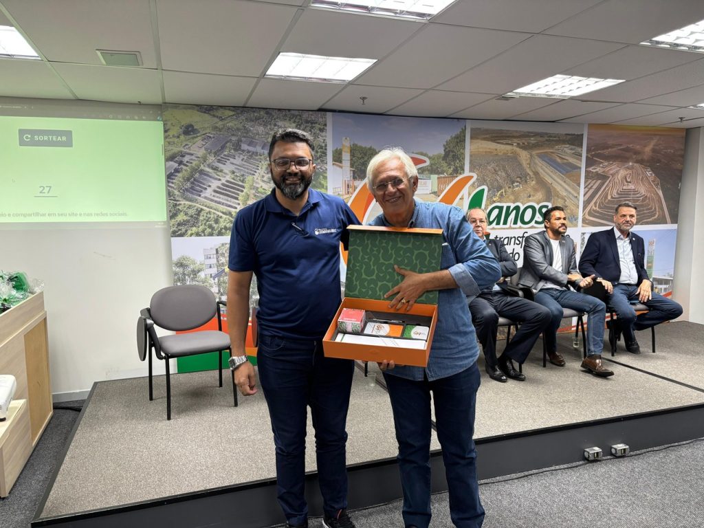 Adasa participa das comemorações dos 64 anos do SLU 2 SLU 7